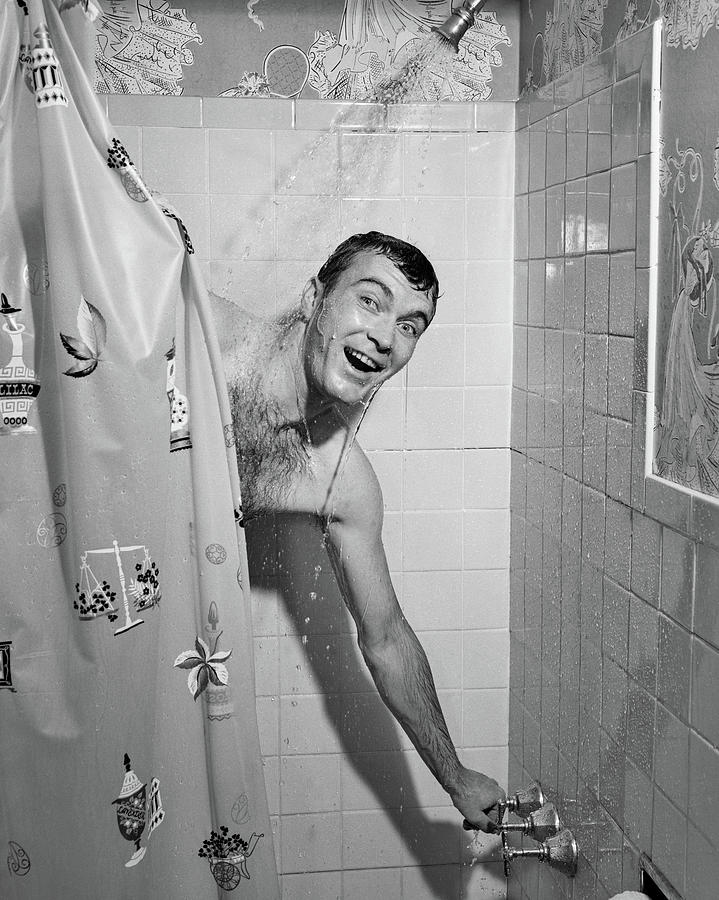Hot gay men in the shower