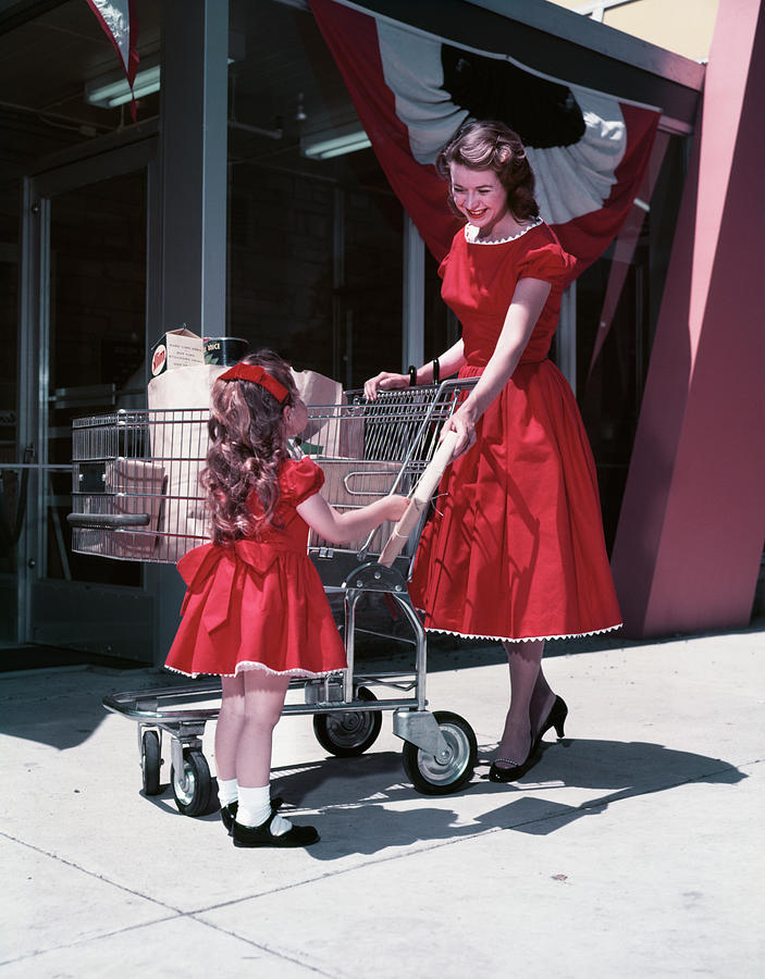 1950s Mother And Daughter Wearing Photograph By Vintage Images