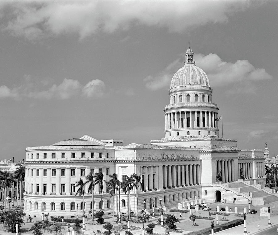 1950s The Capitol Building Havana Cuba Photograph by Vintage Images ...