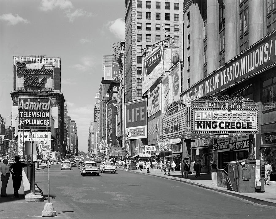 1950s Times Square View North Up 7th Photograph by Vintage Images - Pixels