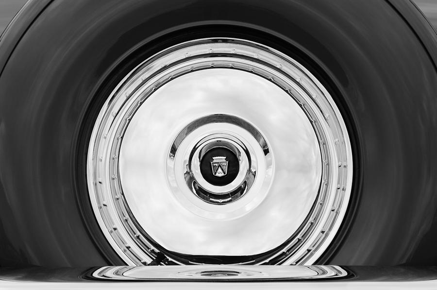 Car Photograph - 1956 Ford Thunderbird Spare Tire Emblem by Jill Reger