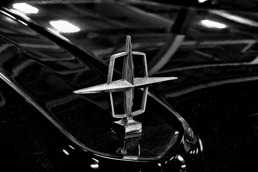 1958 Lincoln Continental Hood Ornament Photograph by Michael Gordon