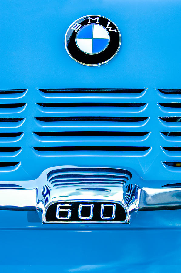 1959 BMW 600 Isetta Emblem Photograph by Jill Reger