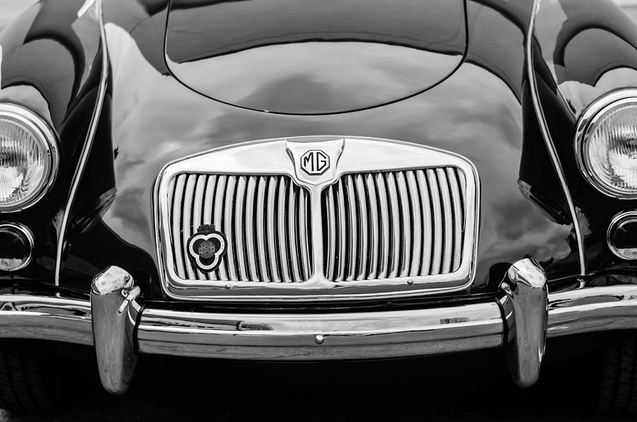 1959 MG A 1600 Roadster Front End -0055bw Photograph by Jill Reger
