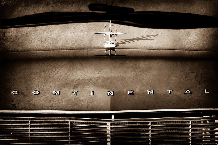 Car Photograph - 1967 Lincoln Continental Hood Ornament - Emblem by Jill Reger