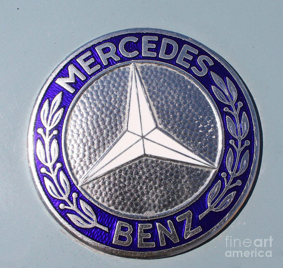 1967 Mercedes Benz Logo Photograph by John Telfer
