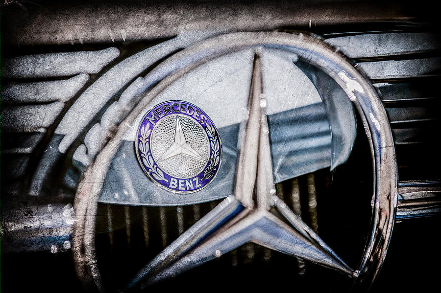 1968 Mercedes-Benz 280 SL Roadster Emblem -0919ac Photograph by Jill Reger