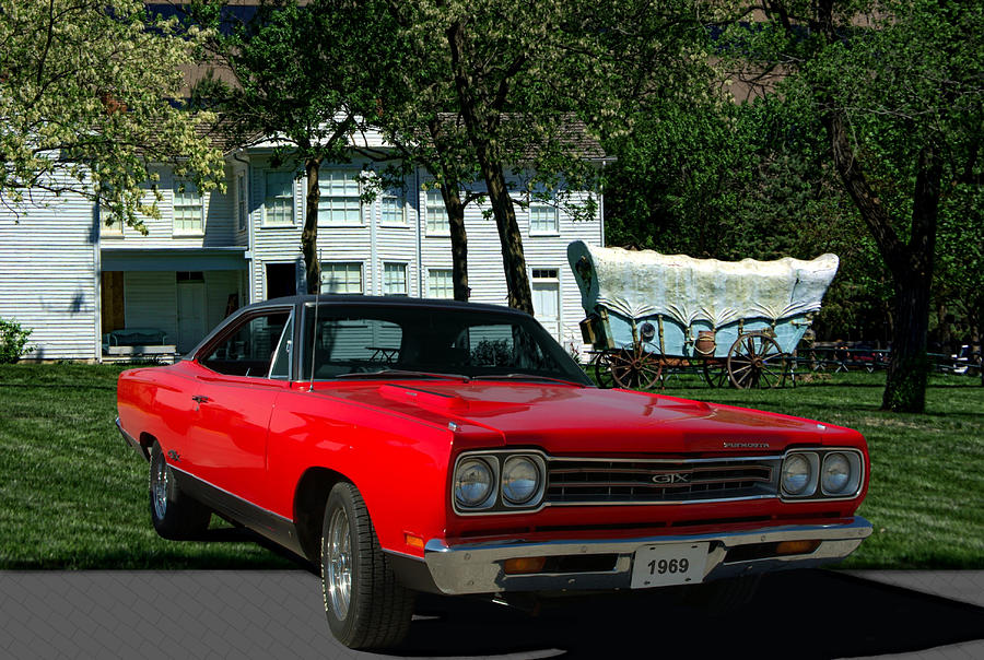 1969 Plymouth GTX 440 Magnum Photograph by Tim McCullough