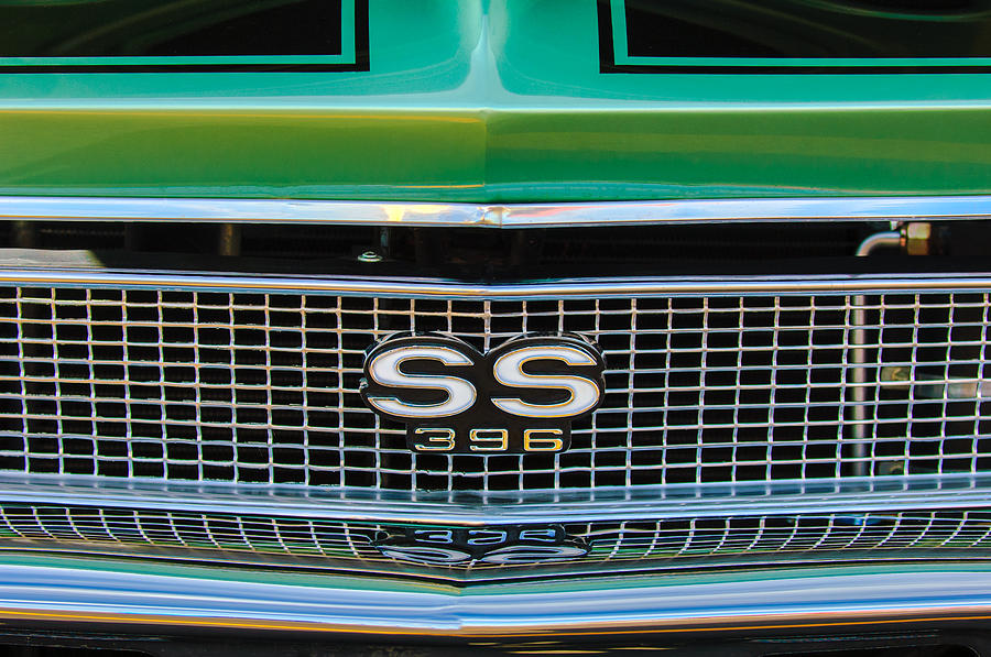 1970 Chevrolet Chevelle SS 502 Emblem Photograph by Jill Reger