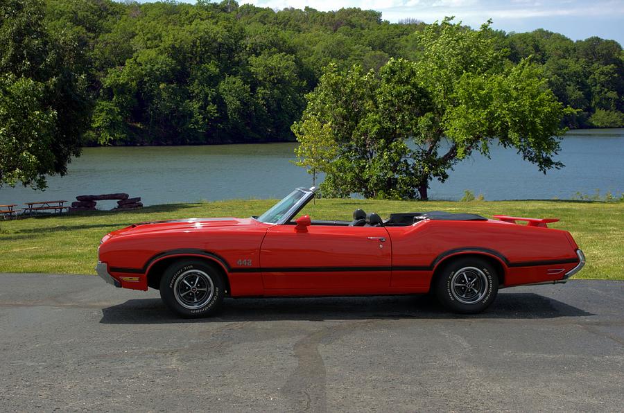 1970 Oldsmobile 442 Convertible Photograph by Tim McCullough