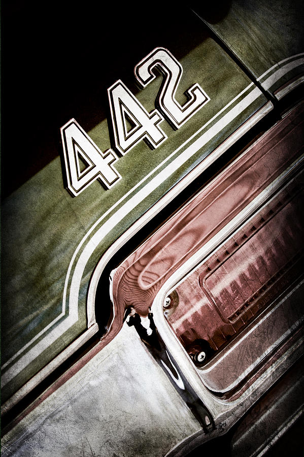 Car Photograph - 1971 Oldsmobile 441 Taillight Emblem by Jill Reger