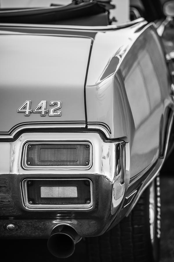 Black And White Photograph - 1971 Oldsmobile 442 Convertible Taillight Emblem -1683bw by Jill Reger