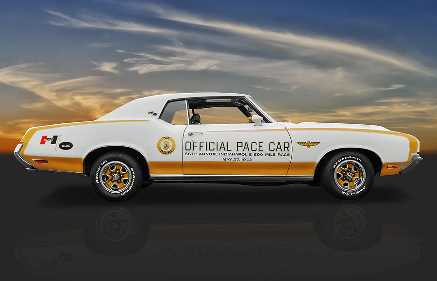 1972 Hurst Olds Pace Car Photograph by Frank J Benz