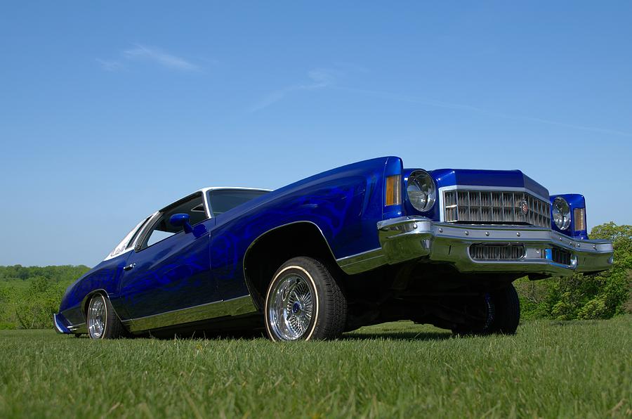1975 Chevrolet Monte Carlo Photograph by Tim McCullough
