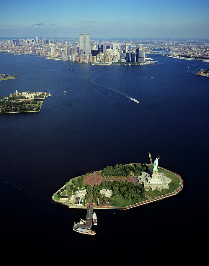 1990s Aerial Of The Statue Of Liberty Photograph by Vintage Images - Pixels