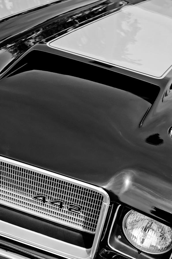 1972 Oldsmobile 442 Grille Emblem #2 Photograph by Jill Reger