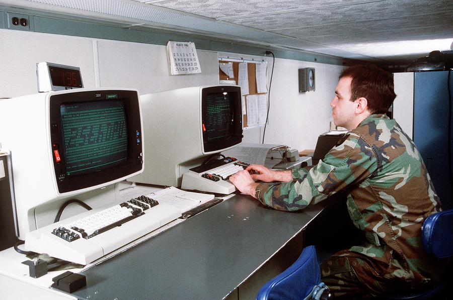 2-1980s-military-computing-us-air-force.jpg