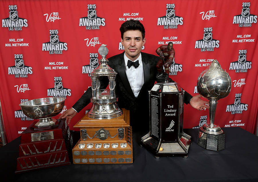 2015 NHL Awards - Press Room Photograph by Bruce Bennett