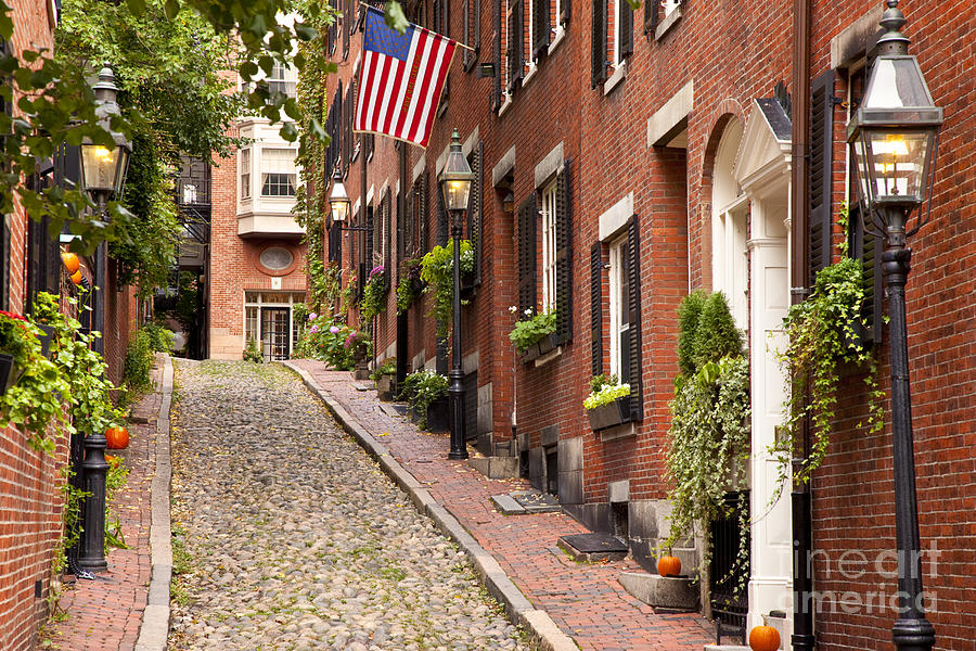 Boston Photograph - Acorn Street Boston by Brian Jannsen