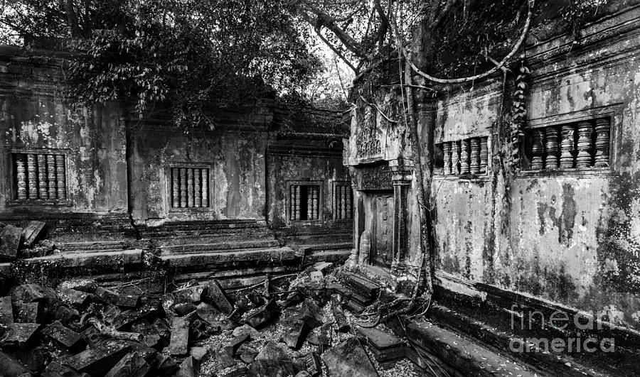 Black And White Photograph - Beng Mealea #2 by Julian Cook
