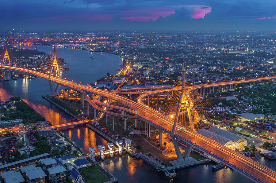 Bhumibol Bridge by Thebang