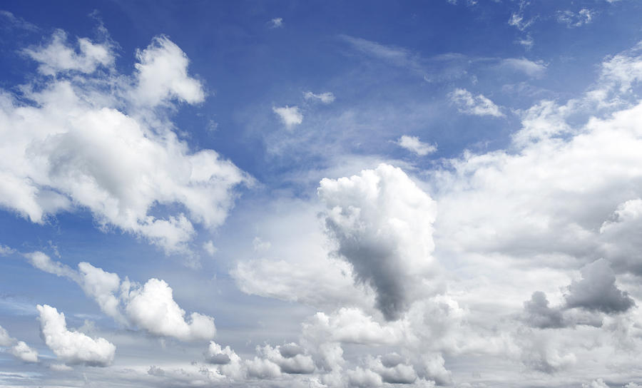 Big blue sky Photograph by Les Cunliffe - Fine Art America