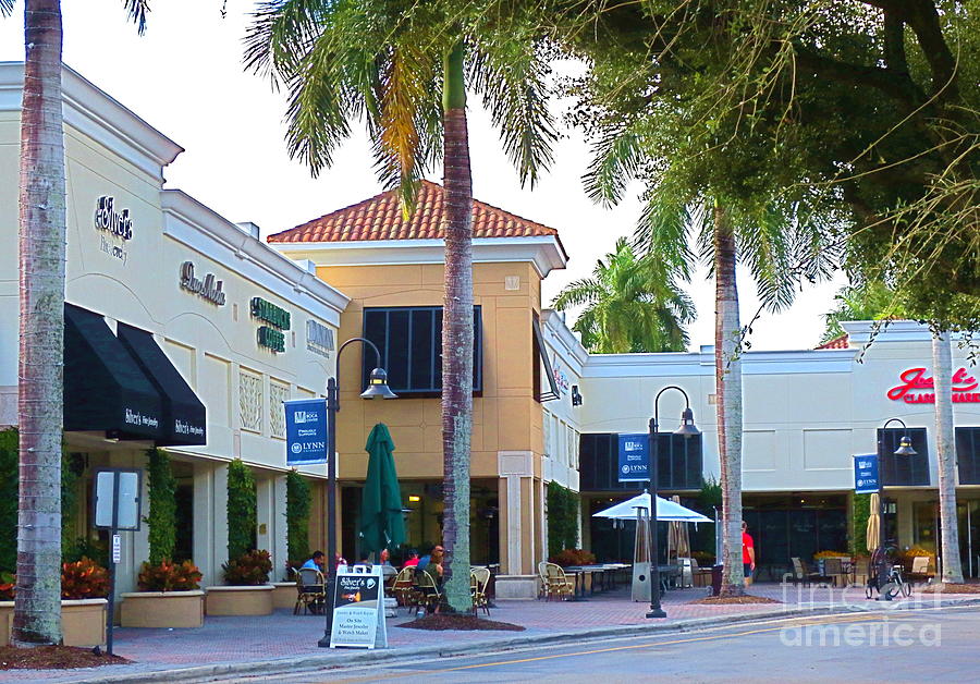 Boca Center. Boca Raton Florida. Upscale Retail Shopping Center ...