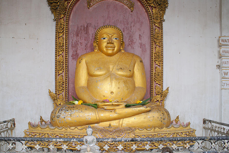 Buddha at Wat Matathat #2 Digital Art by Carol Ailles