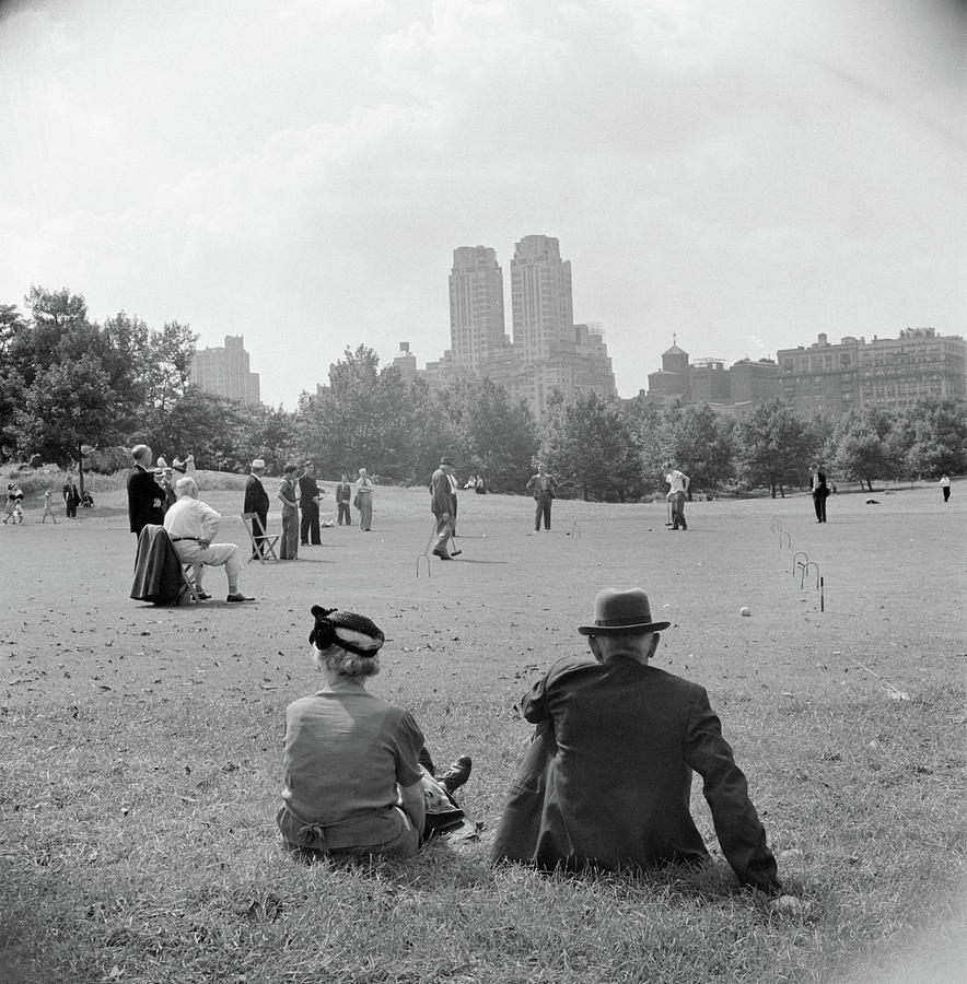 Central Park, 1942 #2 Photograph by Granger