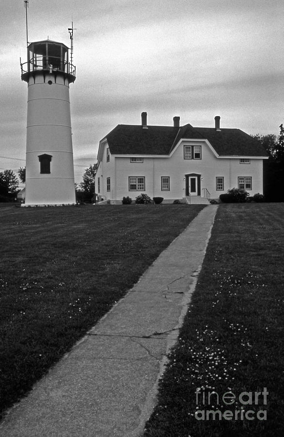 Chatham Lighthouse #1 Photograph by Skip Willits
