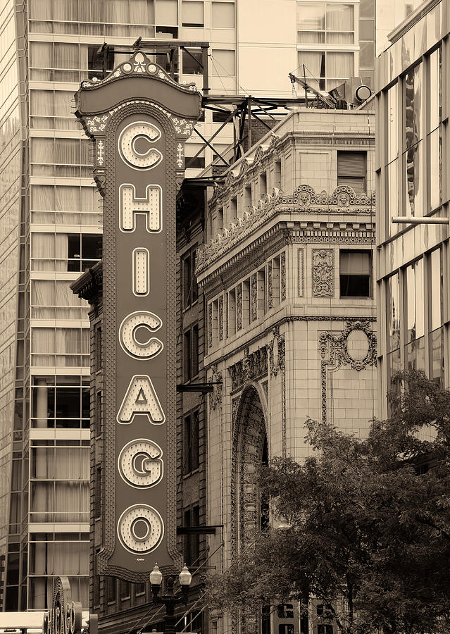 Chicago Theatre #2 Photograph by Songquan Deng