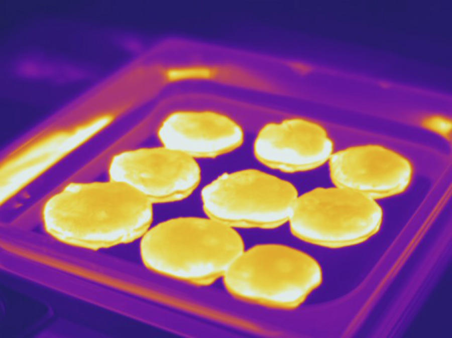 Cookies, Thermogram #2 Photograph by Science Stock Photography