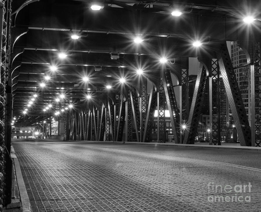Chicago Photograph - Evening in the City by Miguel Winterpacht