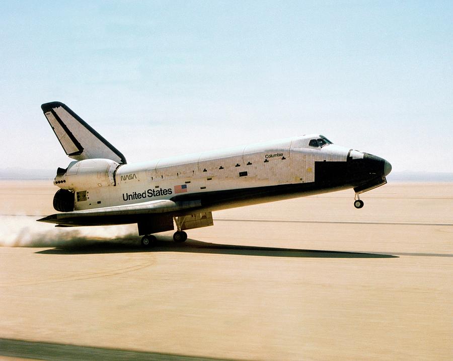 First Space Shuttle Flight #2 Photograph by Nasa/science Photo Library