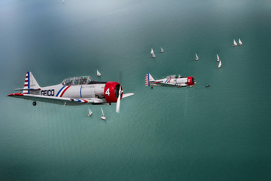 Chicago Photograph - GEICO Skytypers #2 by Jerome Lynch