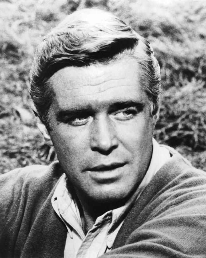 George Peppard Photograph - George Peppard by Silver Screen.