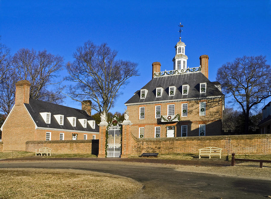 Governor's Palace Photograph by Sally Weigand - Fine Art America