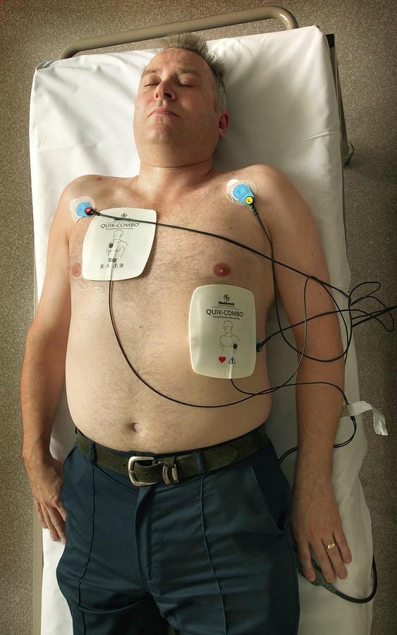 Heart Attack Patient Photograph by Doncaster And Bassetlaw Hospitals