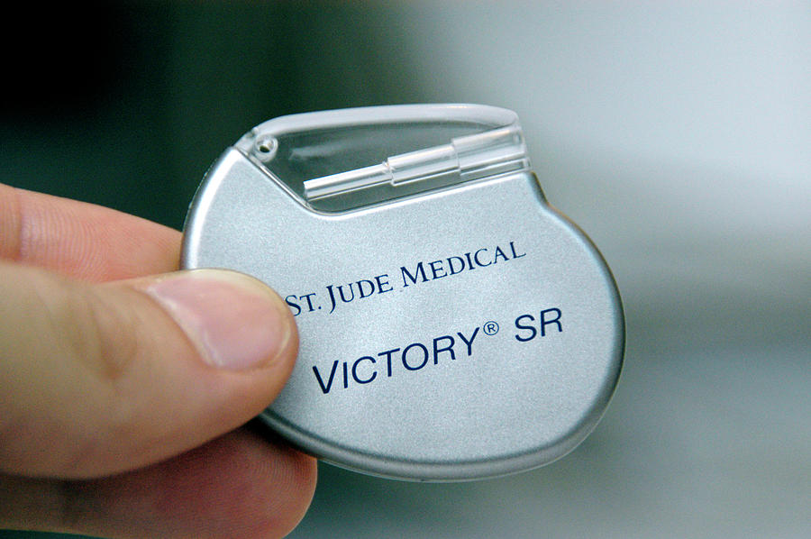 Heart Pacemaker Photograph by Aj Photo/science Photo Library | Fine Art ...