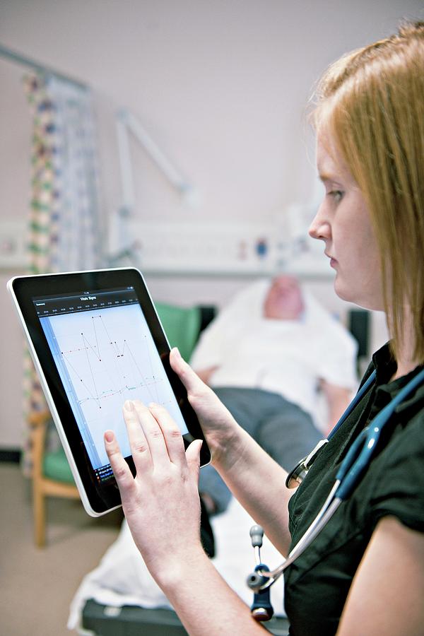 High Tech Medical Records #2 Photograph by Lth Nhs Trust/science Photo Library