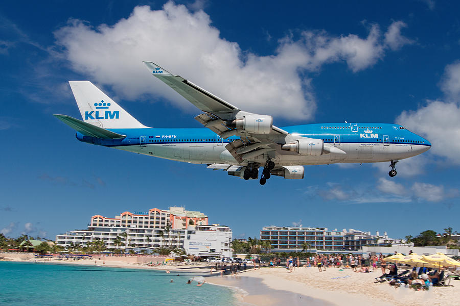 K L M landing at St. Maarten #1 Photograph by David Gleeson