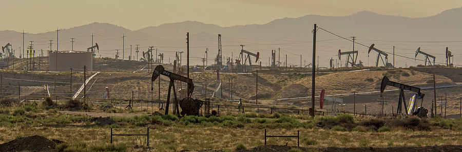 Kern River Oil Field #2 Photograph by Jim West/science Photo Library