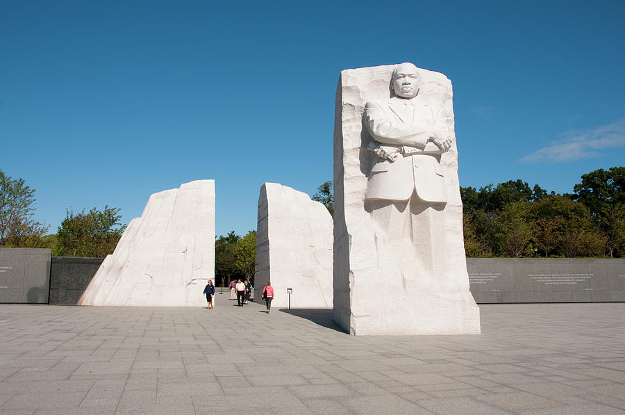 Martin Luther King Jr Memorial Photograph by Lee Foster - Fine Art America