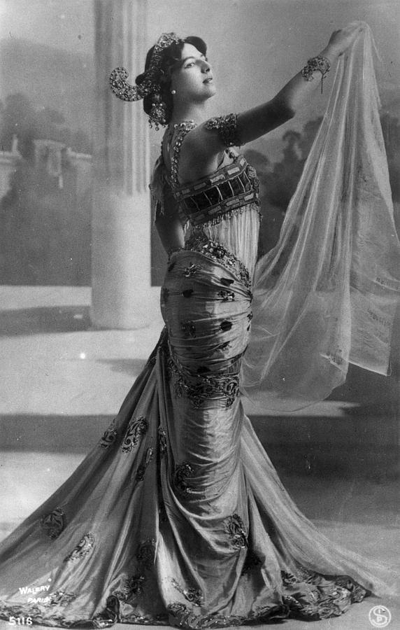 Mata Hari 1876 1917 Photograph By Granger Pixels 0344