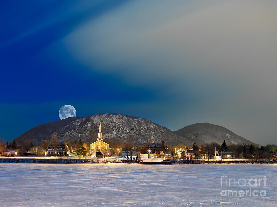Mont Saint Hilaire Quebec Winter #2 Photograph by Laurent Lucuix