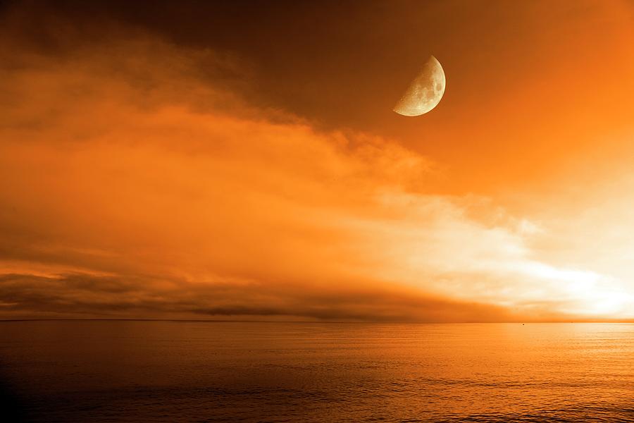Moon Over The Ocean #2 Photograph by Detlev Van Ravenswaay
