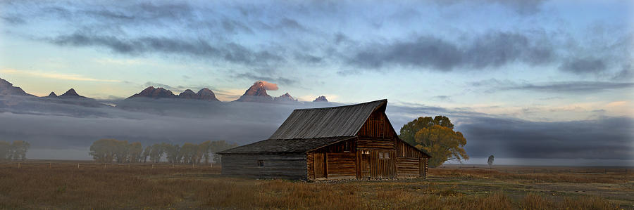Morning at the South Moulton Barn Grand Tetons Photograph by Gary Langley