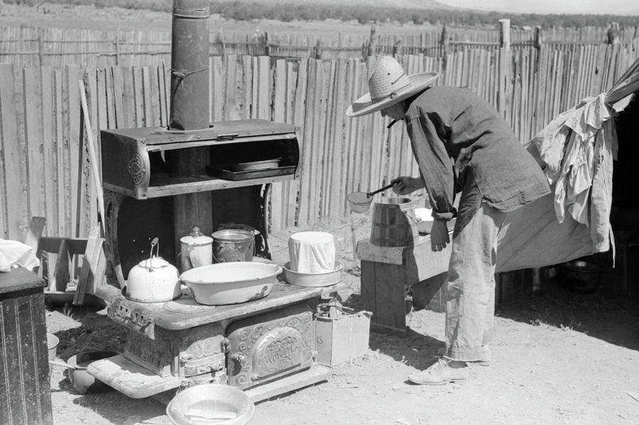 New Mexico Homesteader #2 Photograph by Granger