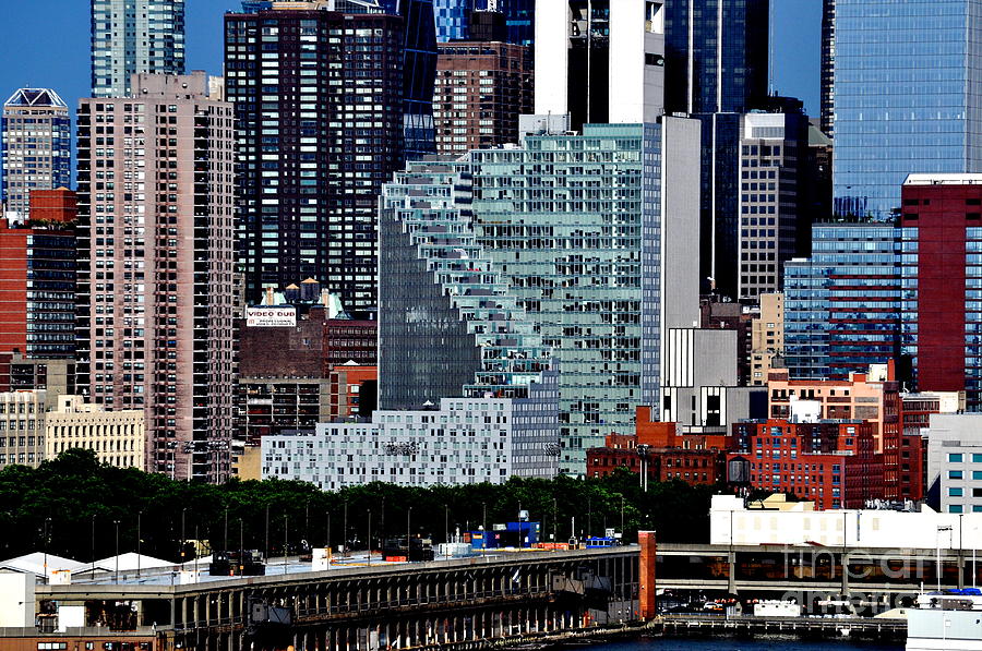 Mercedes New York City new york city skyline with mercedes house photograph by Mercedes New York City new york city skyline with mercedes house photograph by