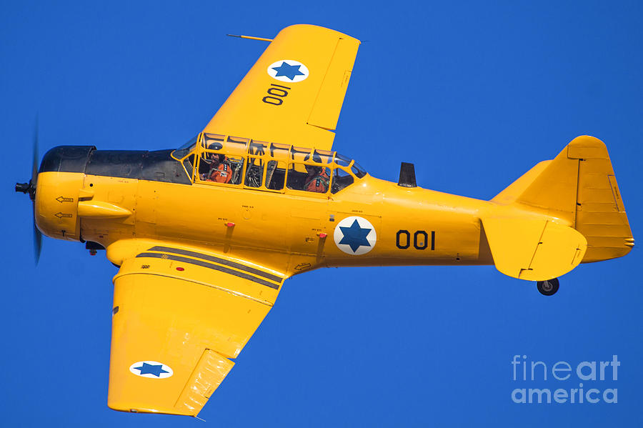 Airplane Photograph - North American Aviation T-6 Texan #2 by Nir Ben-Yosef